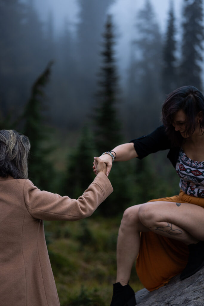 washington couples photographer, oregon couples photographer, mount rainier, pnw elopement photographer, washington, oregon, washington elopement photographer, oregon elopement photographer, elopement photographer, couples photographer, mount rainier elopement, mount rainier couples photoshoot