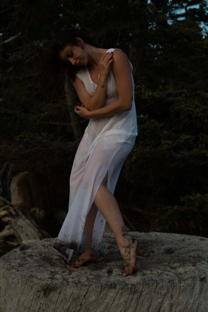 lantern photoshoot, deception pass state park, washington photographer, oregon photographer, creative portraits, portland photographer, creative portrait photographer, moody portraits, sunset photoshoot, coastal portraits