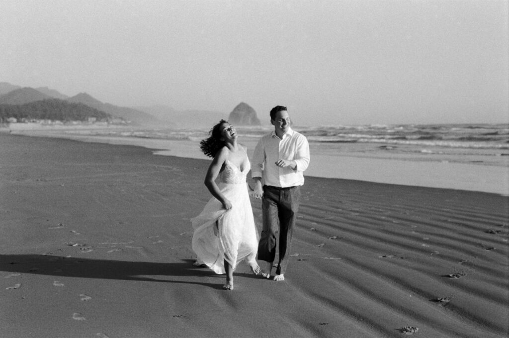 cannon beach elopement photographer